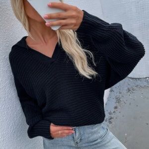 Black V neck Collar Knit Sweater Top Minimalist y2k